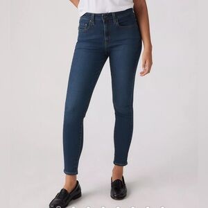Levi's 721 High Rise Skinny Jeans